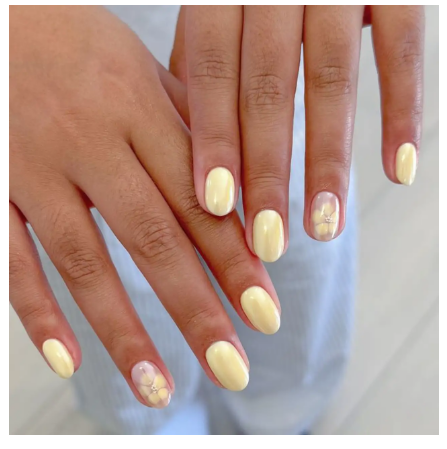 uñas tonos pasteles